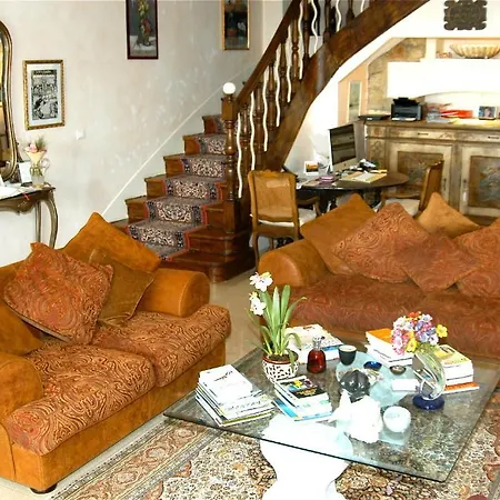 La Locandiera Oda ve Kahvaltı